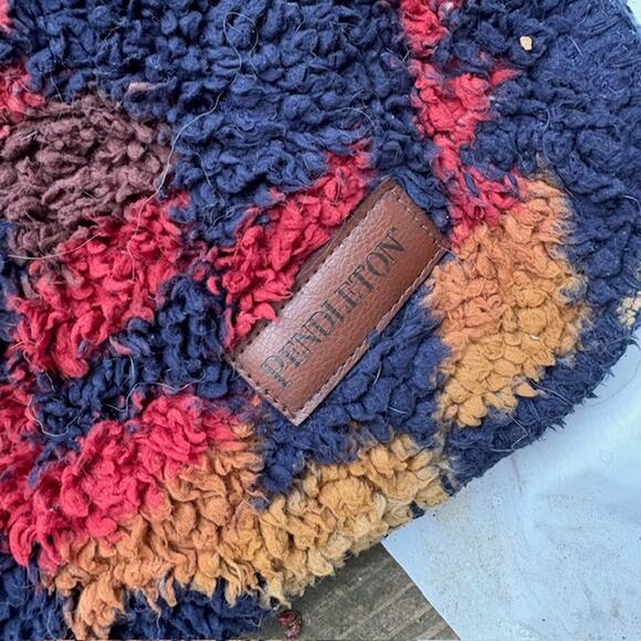 Pendleton Blue Geometric Aztec King Size Throw Blanket - Picture 2 of 2